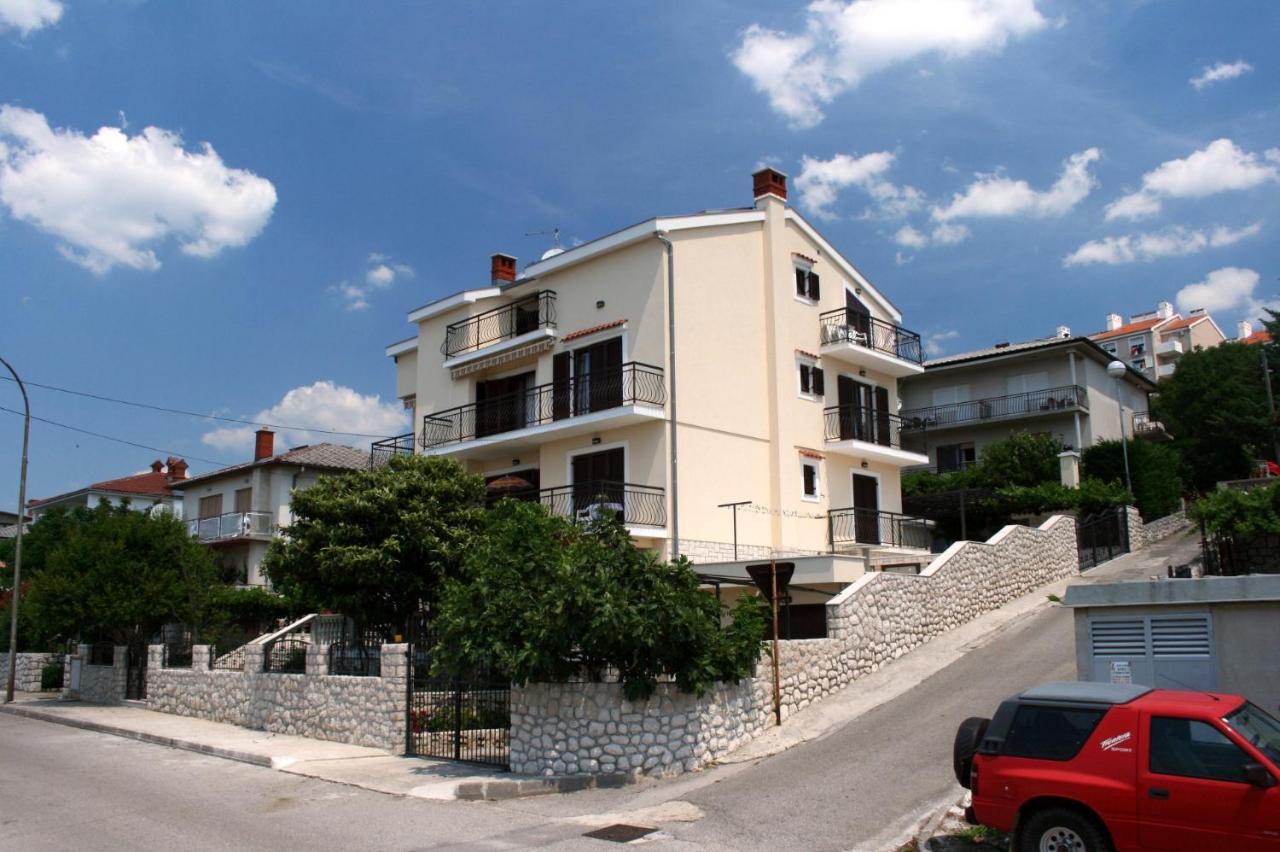 Apartments With A Parking Space Novi Vinodolski - 5593 Экстерьер фото