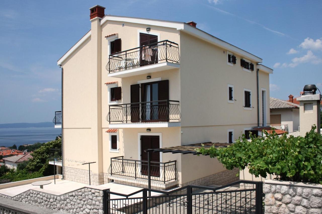 Apartments With A Parking Space Novi Vinodolski - 5593 Экстерьер фото