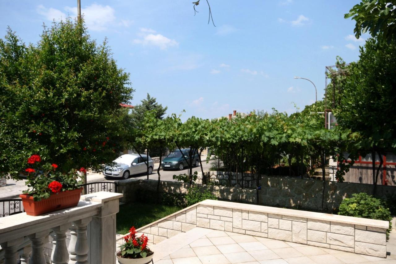 Apartments With A Parking Space Novi Vinodolski - 5593 Экстерьер фото