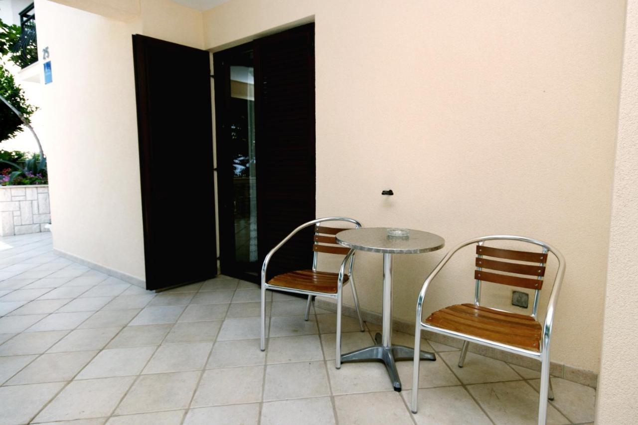 Apartments With A Parking Space Novi Vinodolski - 5593 Экстерьер фото